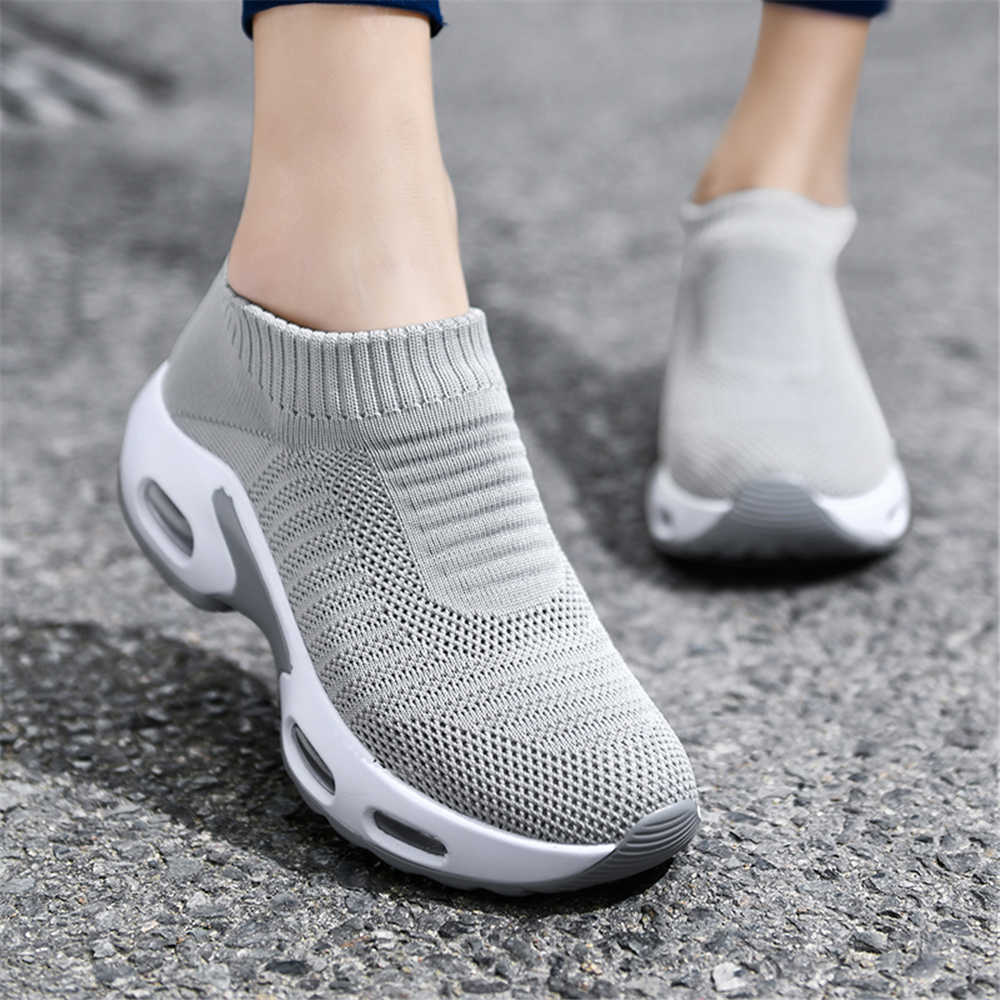 Buty sportowe damskie, beżowe, – Outdoor Sport Use Class recenzja i cena
